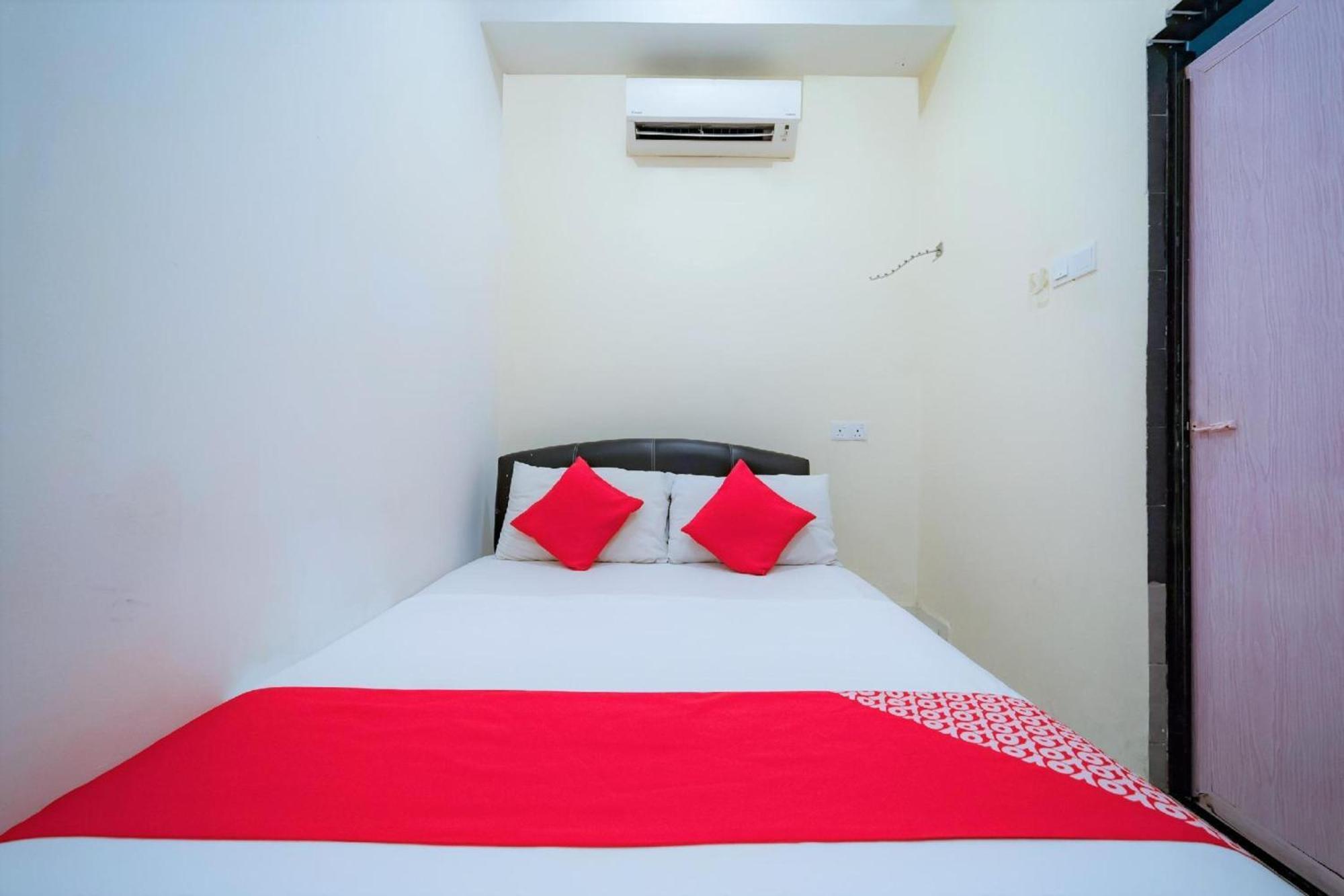 Super Oyo 89807 My Budget Home Batu Ferringhi Extérieur photo